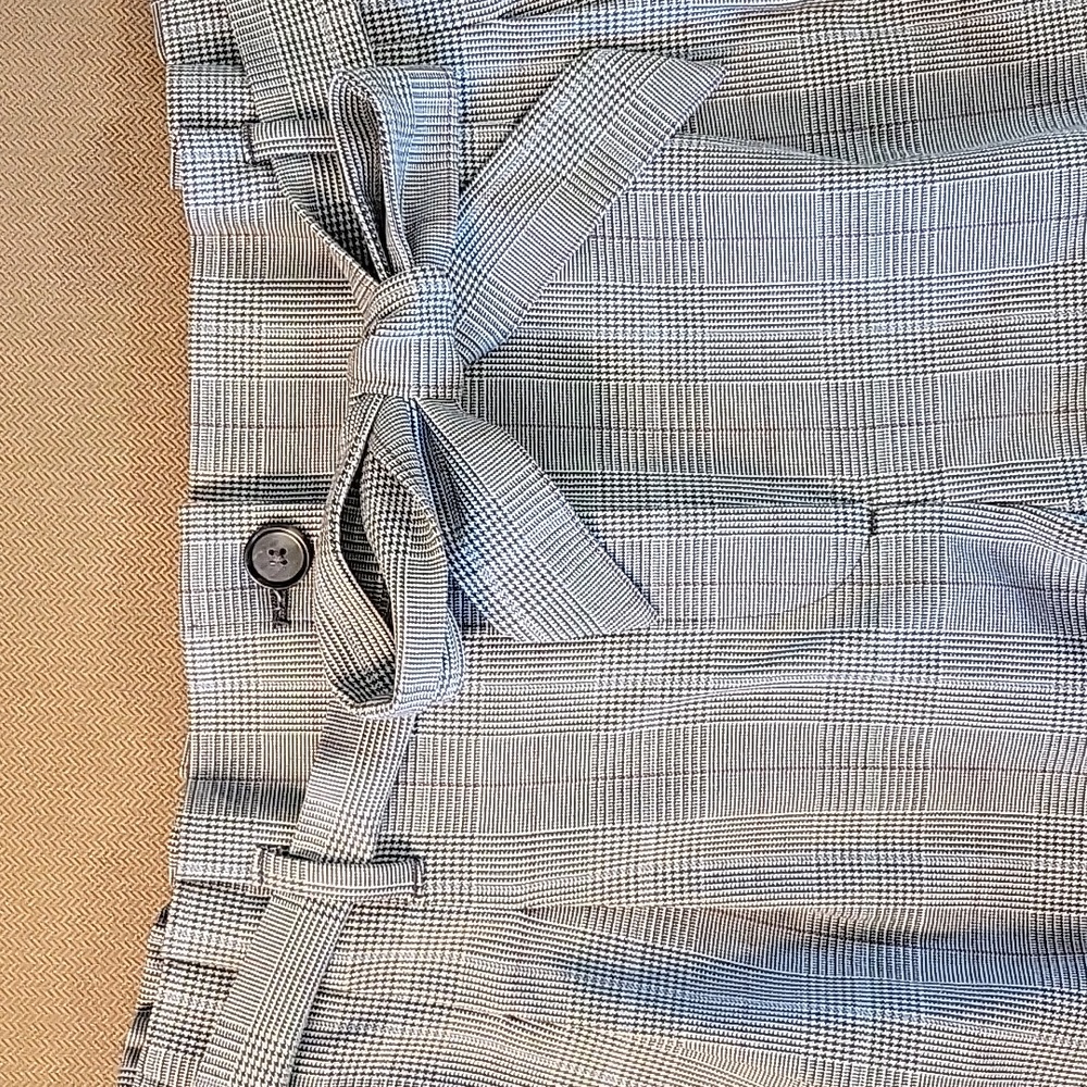 Loft Patterned Shorts - Picture 2 of 5